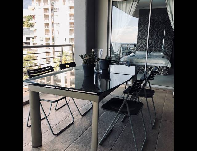 2 BEDROOM APARTMENT FOR SALE IN SANDTON CENTRAL